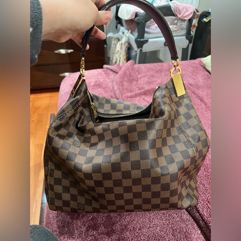 Louis Vuitton hobo tote bag